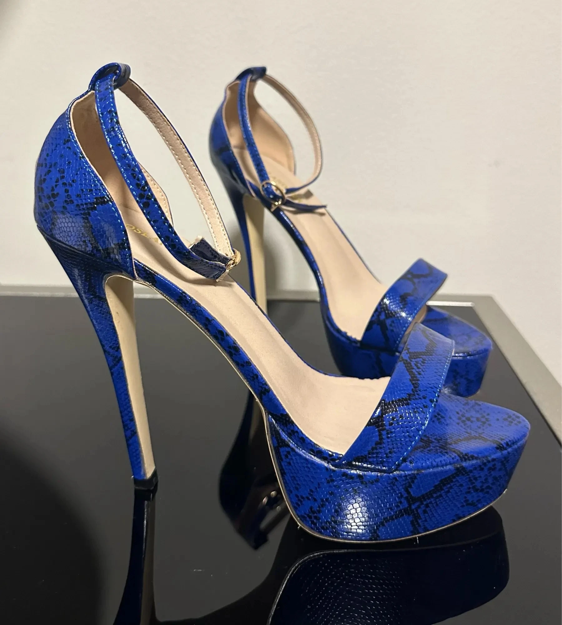 Neue Frauen Sandalen Sexy Pumps Offene Zehen 14 cm Abendessen Flash High Heels Nachtclub Plattform Party Rote Hochzeit Schuhe Plus größe 43 44