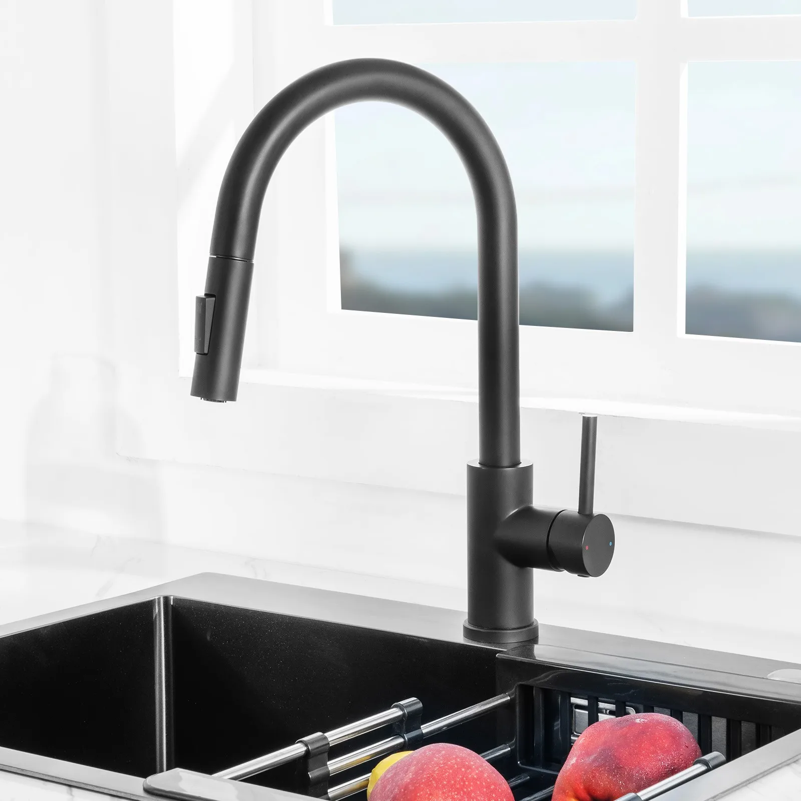 Wasserhahn Küche Schwarz, Hochdruck Küchenarmatur mit Brause | Küchenarmatur Ausziehbar, Mischbatterie Matt Schwarz, Spültischarmatur Edelstahl, Armatur 2 Strahlarten, 360° Schwenkbar