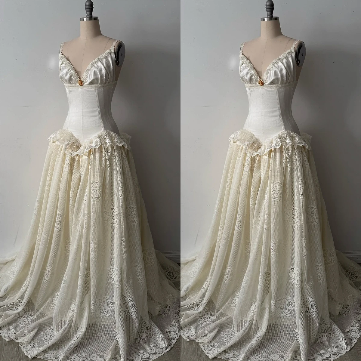 Customized Vintage Spaghetti Strap Corset Wedding Dress Ivory Satin Lace Tiered Tulle Bridal Gown With Train Boho Bride Dress