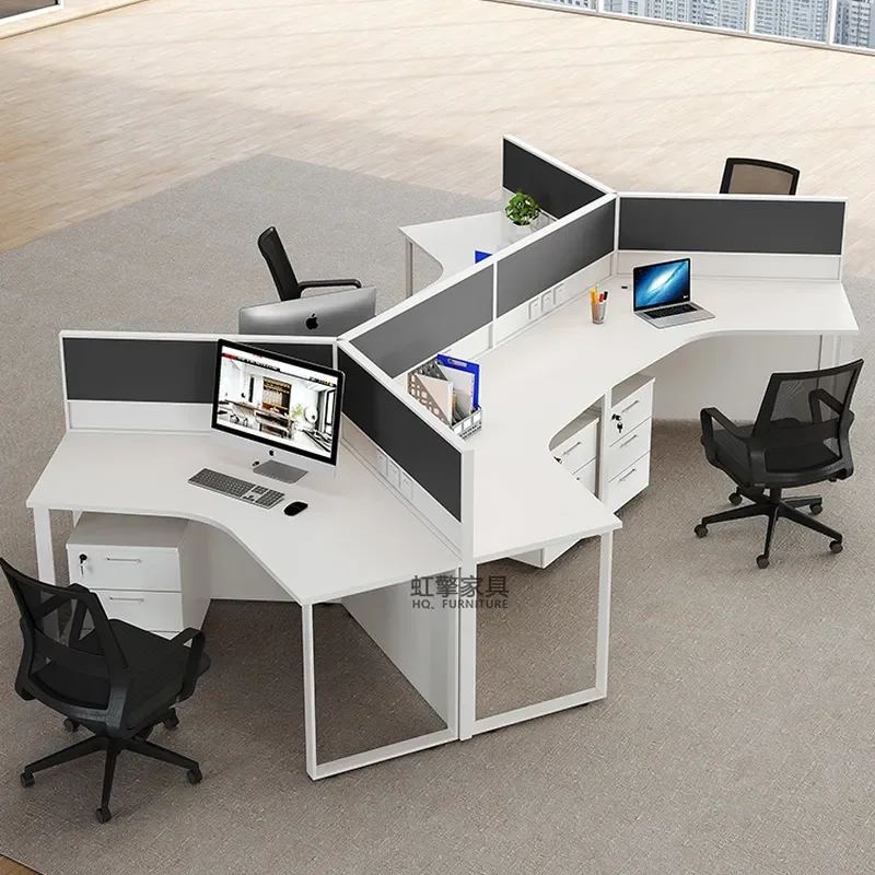 3-6 Personen Büro-Arbeitsplatz mit Trennwand Kreativer Eck-Schreibtisch und Stuhl-Kombination Computertisch für
