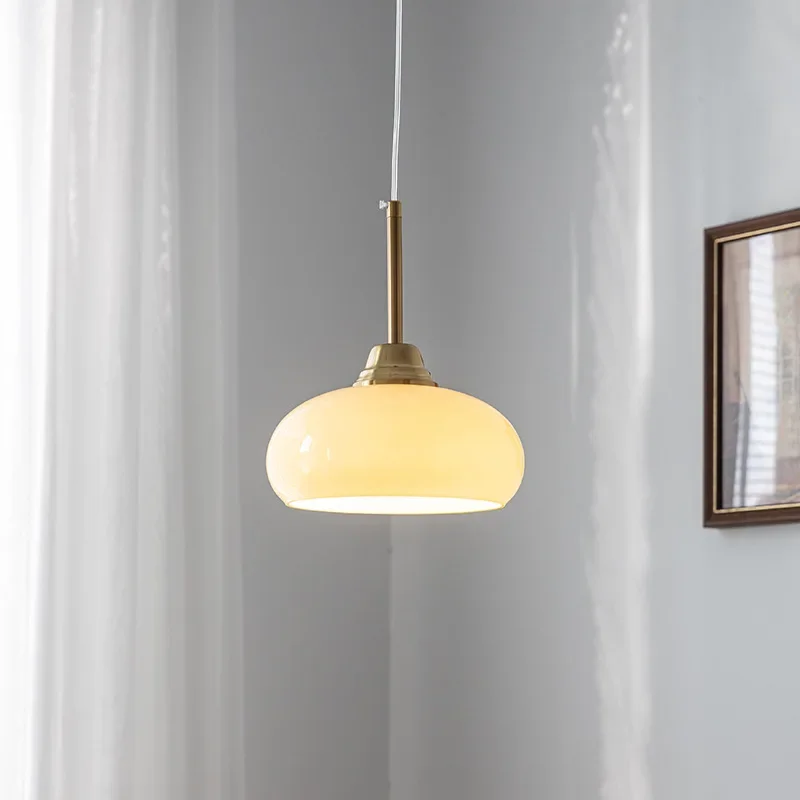 Bauhaus Retro-Restaurant-Pendelleuchte, Nachttisch, Theke, Flur, Schlafzimmer, Glas, cremiger französischer Stil, kleine Pendelleuchte
