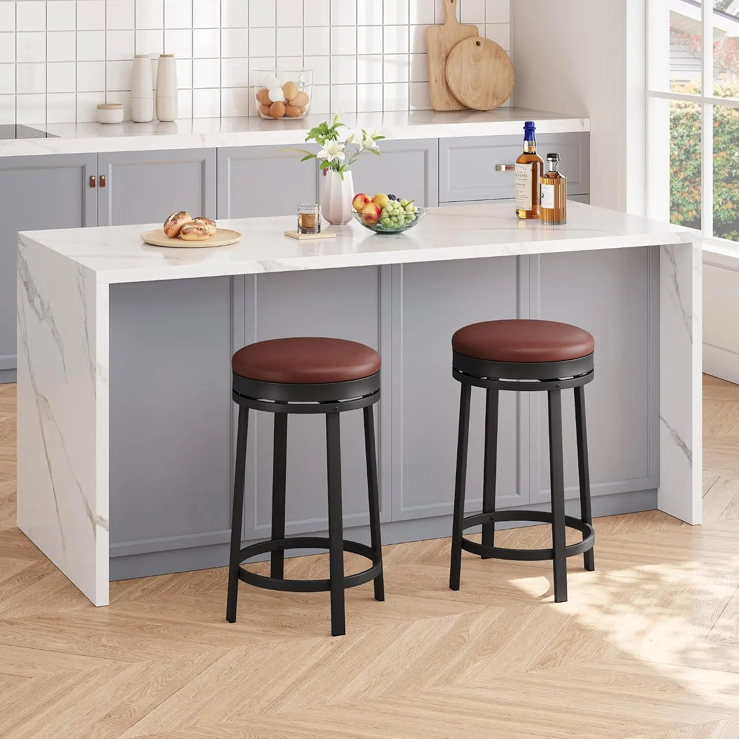 Garvee 2er-Pack Rückenlose Drehbare Barhocker, 61 cm Sitzhöhe PU-Leder Thekenstühle, Metallrahmen mit Fußstütze 360° ° Drehbare Hocker für Kücheninsel, Bar, Café, Restaurant