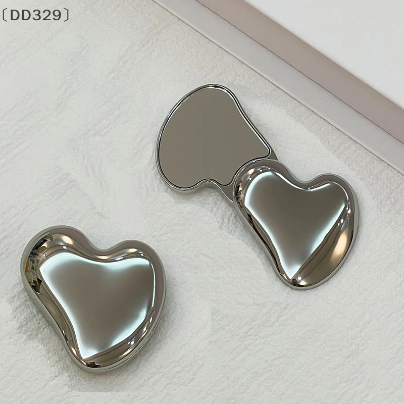 バDD329 Sigur Herzform Make-up-Spiegel Mädchen Niedlicher kleiner Spiegel Tragbarer drehbarer Studentenspiegel Kosmetik Beauty Tools Handheld