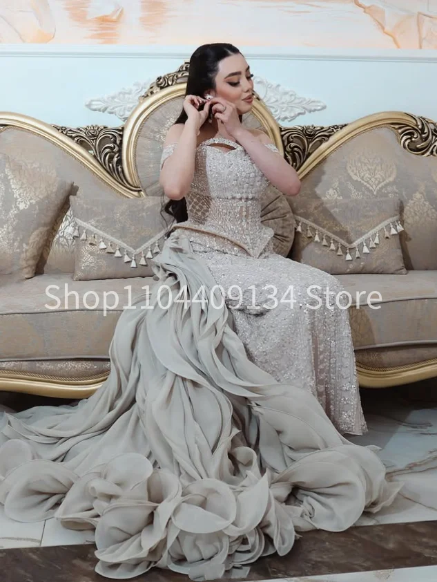 Silver Luxe Evening Gown Off-the-shoulder Crystal Corset Design with Distinctive Ruffled Train Prom Dresses Customized فساتين