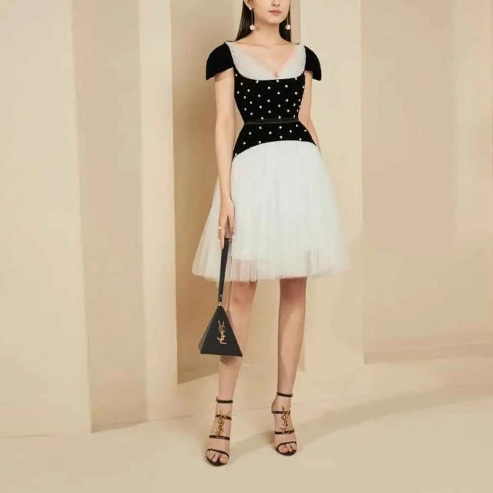 Customized Modest Cap Sleeve Formal Cocktail Dress V Neck A Line Graduation Party Gown Knee Length Peplum Dresses