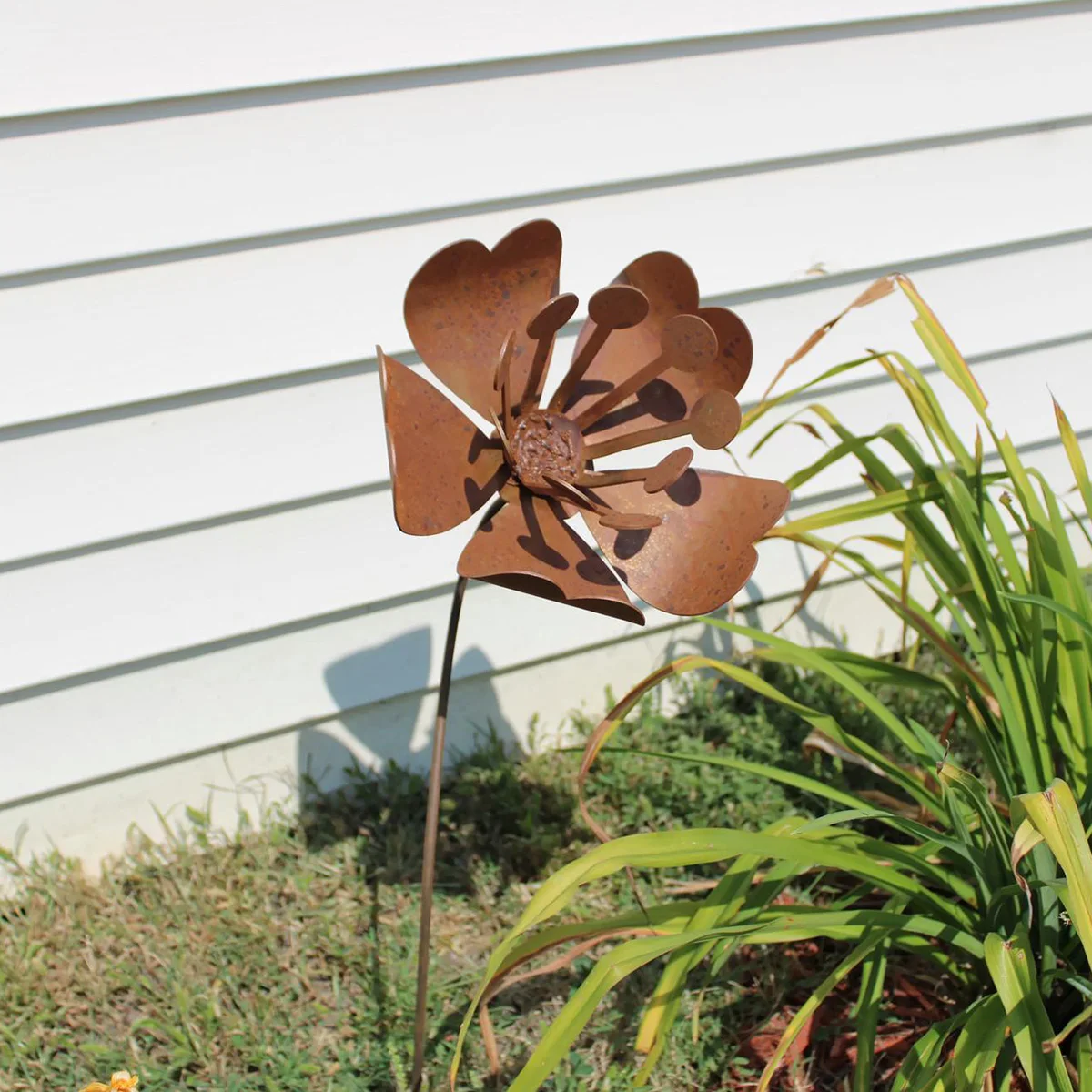 1 piquet de décoration de jardin en fer couleur rouille, piquet de jardin en métal en forme de fleur de magnolia, art rustique pour la cour, adapté aux jardins extérieurs, à la décoration des pelouses, à la décoration des pots de fleurs d'intérieur,...