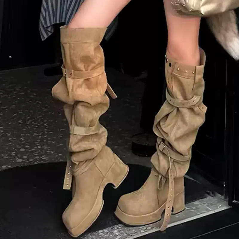 Aneikeh Winter-Overknee-Stiefel mit Plateauabsatz, Blockabsatz, Nietenriemen und Schnalle, Modische Streetwear-Damenschuhe