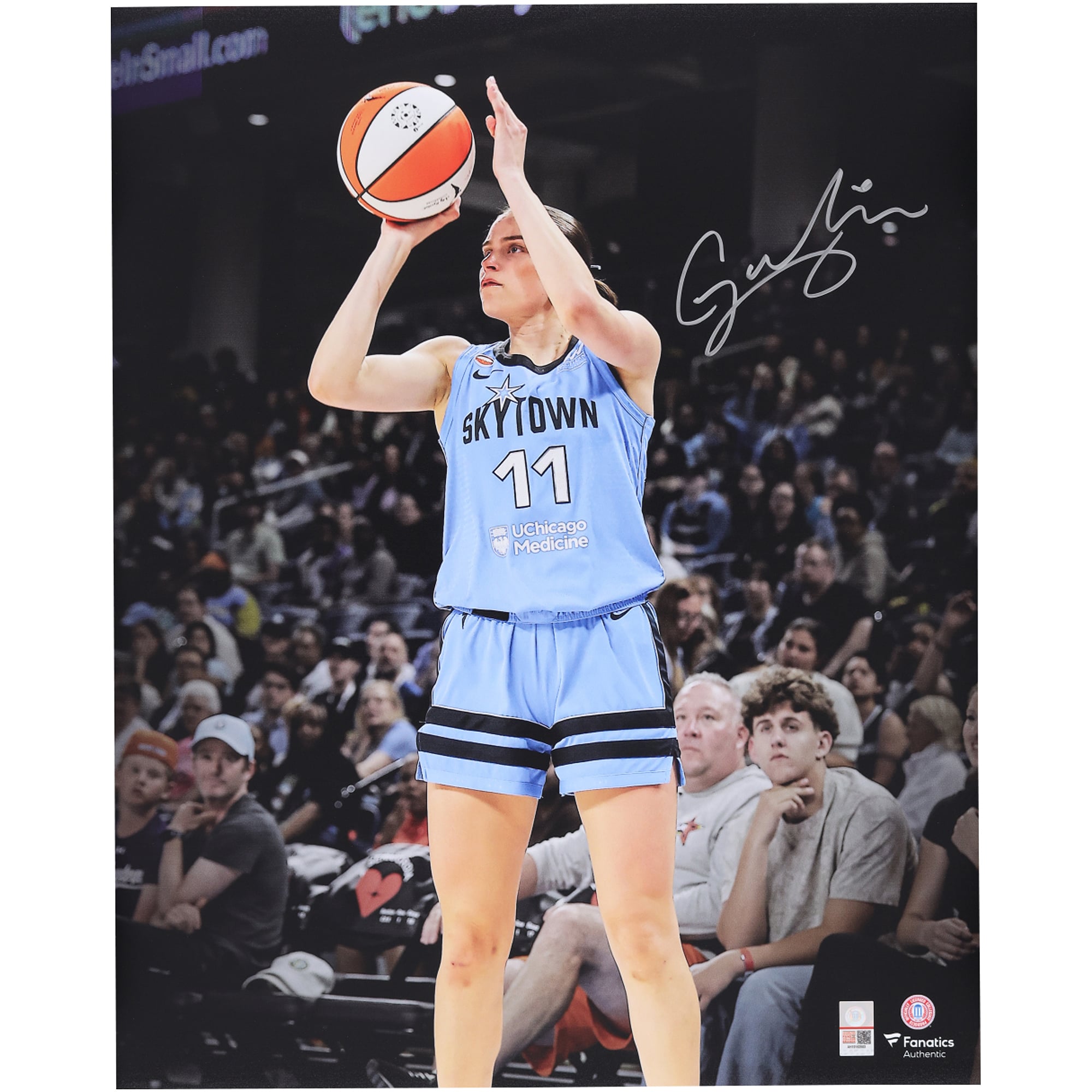Gabriela Jaquez, Chicago Sky, signiertes 16" x 20" Shooting Spotlight Foto