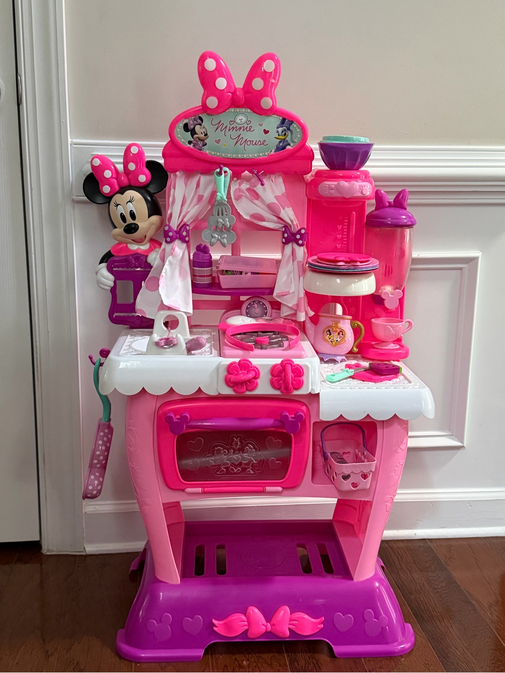 Disney Toys | Disney Minnie Mouse Pink And White Play Kitchen Set | Color: Pink/White | Size: Osg