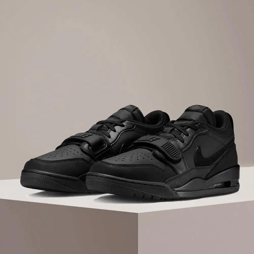 Nike Legacy 312 Black Knight Bequeme, rutschfeste, langlebige Low-Top-Retro-Basketballschuhe für Herren, Schwarz IQ9784-001