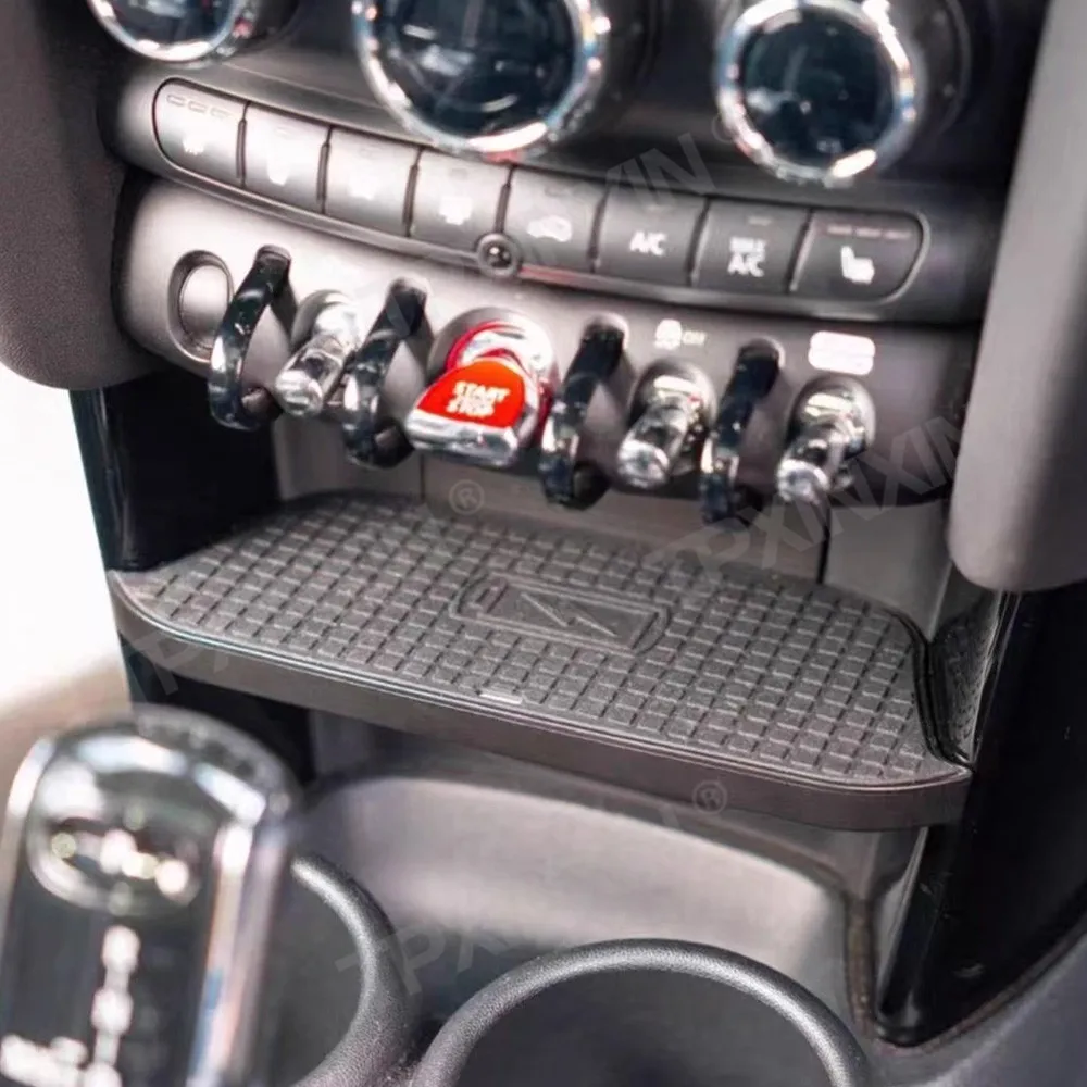 Auto Drahtlose Ladegerät Für BMW MINI F55 F56 F57 2014 ~ 2023 Infrarot Intelligente Schnelle Drahtlose Lade Auto Telefon halter Für Iphone