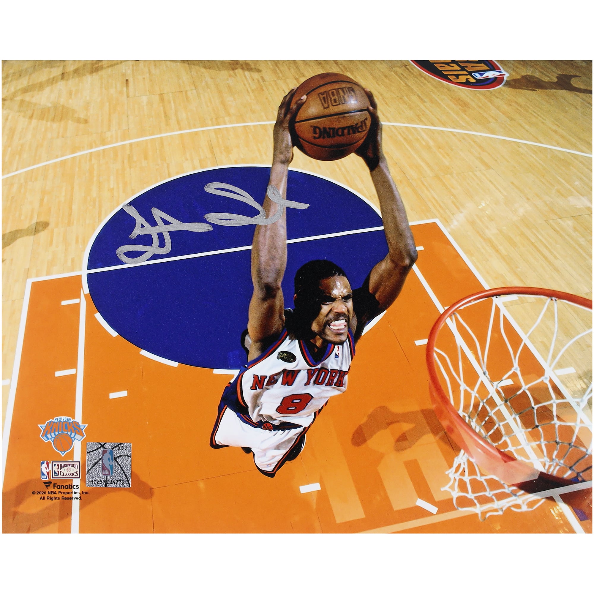 Signiertes 8" x 10" großes Foto von Latrell Sprewell (New York Knicks) vom 4. Spiel der NBA-Finals, das seinen Dunking zeigt