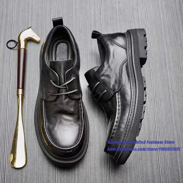 Schwarze Leder-Freizeitschuhe zum Schnüren, Freizeitschuhe mit dicken Sohlen, Business-Schuhe mit runder Spitze, handgefertigte Vintage-Herrenschuhe
