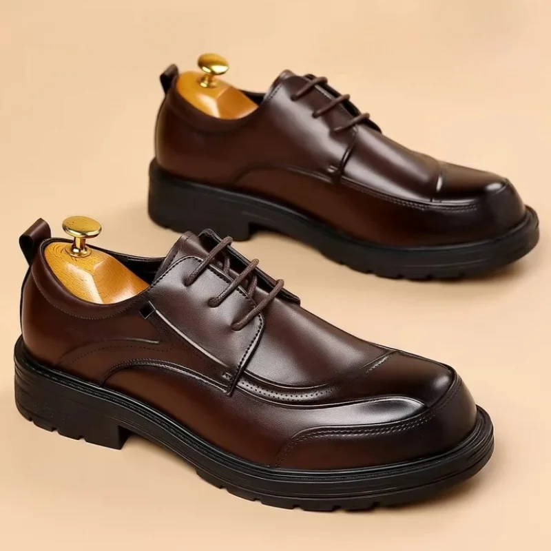 Business-Herrenschuhe Trend Business-Casual Lederschuhe Schnürschuhe mit Breiter Spitze Formelle Herren-Lederschuhe