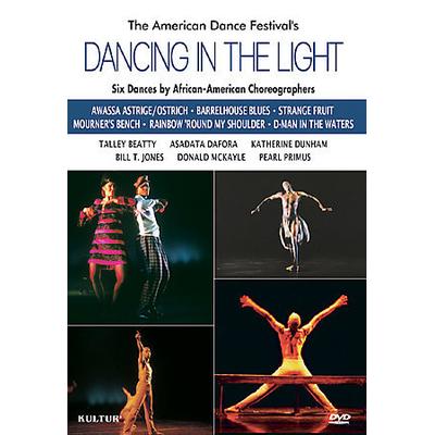 Dancing in the Light [DVD]