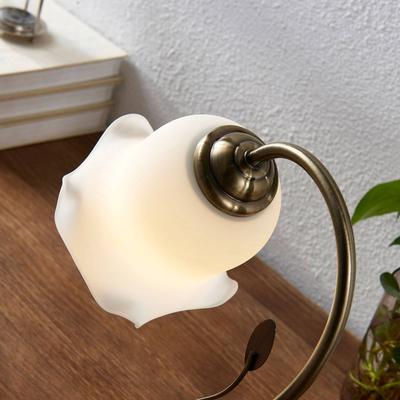 Lindby Floral gestaltete Tischlampe Matea