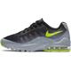 Nike Air Max Invigor (GS), Boy's Trainers, Grey (Wolf Grey/Volt Black), 5.5 UK (38.5 EU)