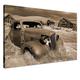 LANA KK - Leinwandbild "Scheunenfund Nostalgie" Auto & Oldtimer auf Echtholz-Keilrahmen – Fotoleinwand-Kunstdruck in braun, einteilig & fertig gerahmt in 120x80cm