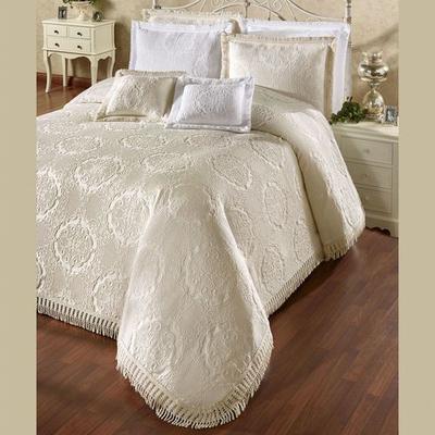 Elegant Medallion Grande Bedspread Ecru, California King, Ecru