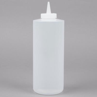 Tablecraft 32C 32 oz. Clear Squeeze Bottle - 12/Pack