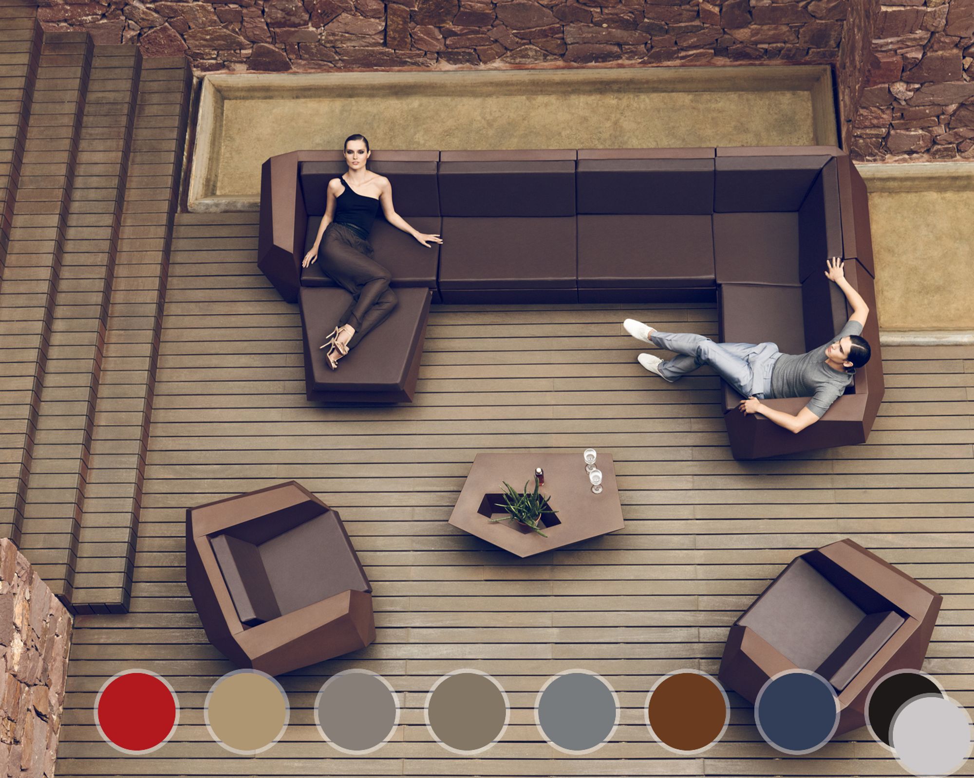 Vondom »FAZ« Outdoor Beistelltisch Klein / B 60 x H 22 x T 57 cm / Lackierung Hochglanz / Black