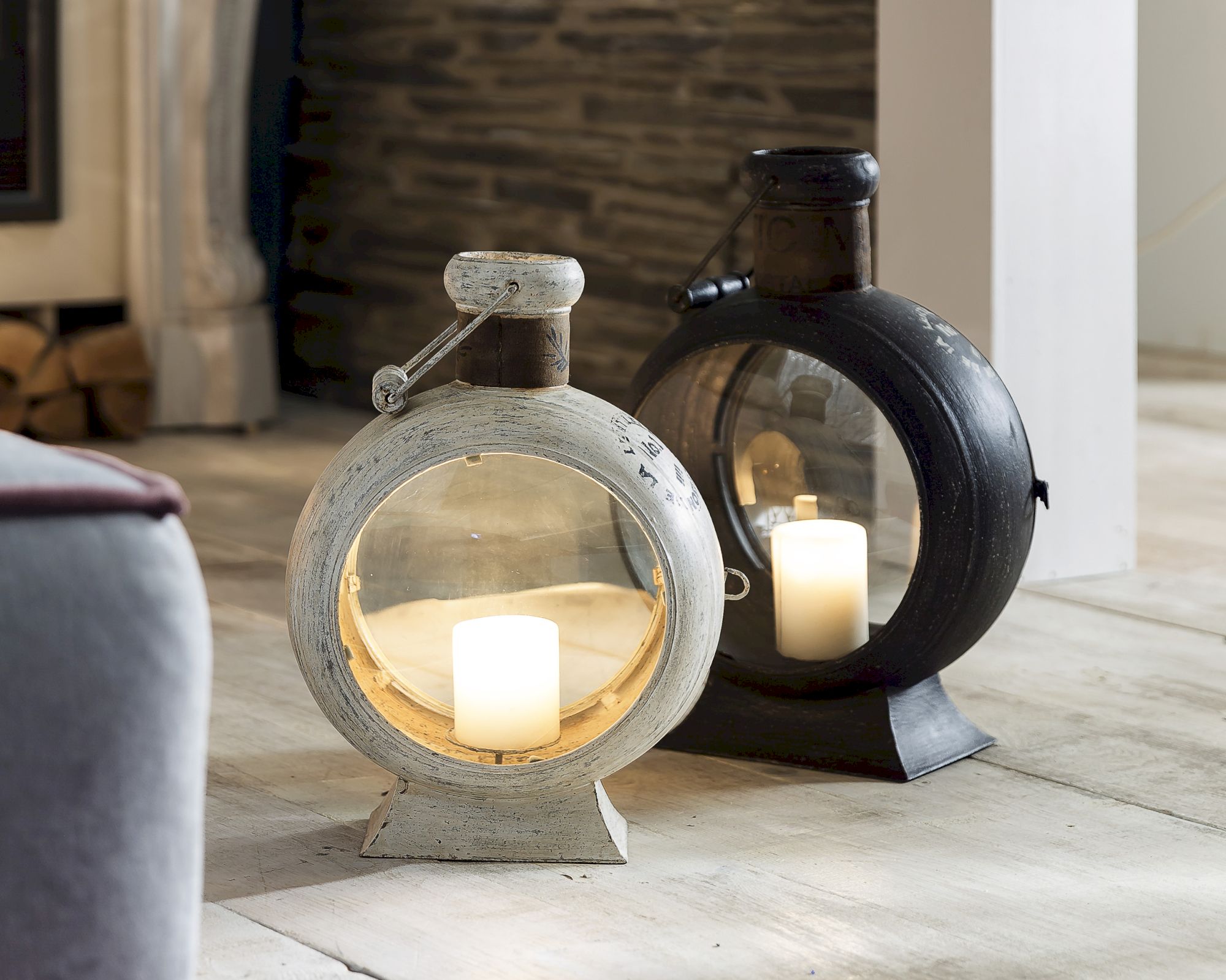 die Faktorei »Vintage« Laterne Used-Look Weiss / 30x40x20 cm