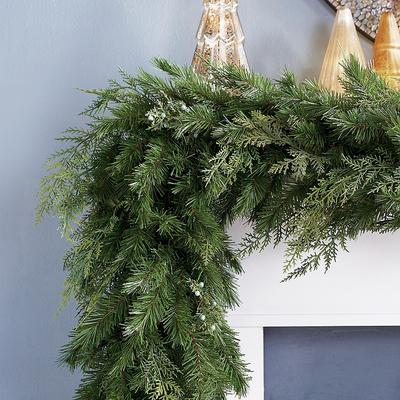 Outdoor Christmas Directional Garland - Grandin Ro...