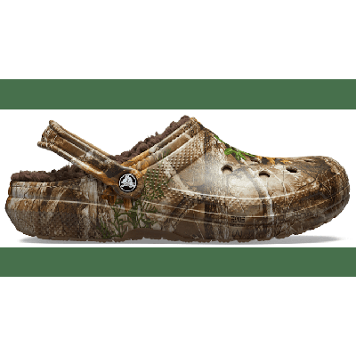 Crocs Chocolate / Chocolate Classic Realtree Edge® Lined Clog Shoes